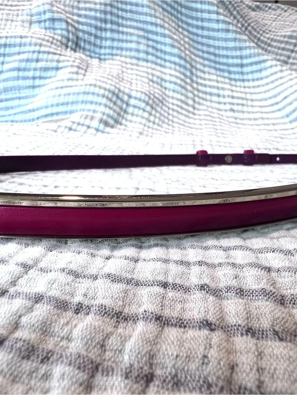 REISS Berry Pink Red Skinny Leather Belt Gold Hardware Plate Bar S